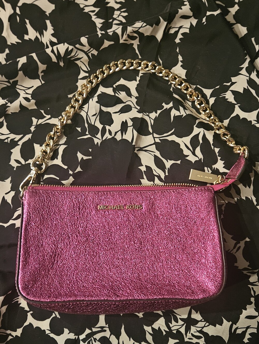 Michael Kors Jet Set Metallic Pouchette